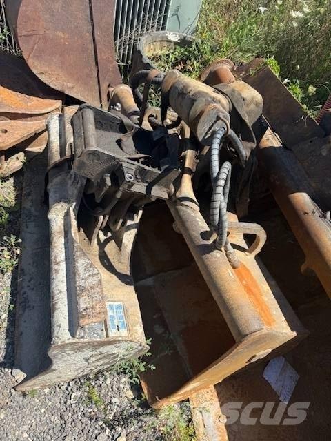 JCB 8085 Средни екскаватори 7т - 12т