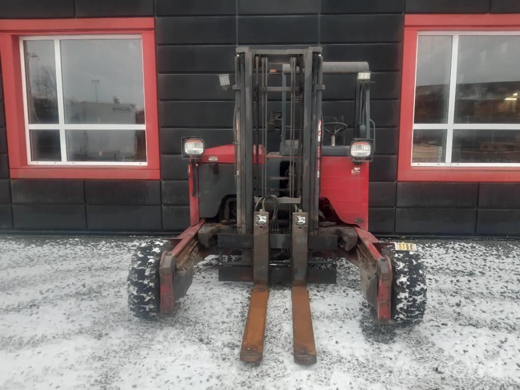 Moffett M5 25.3 Дизелови камиони