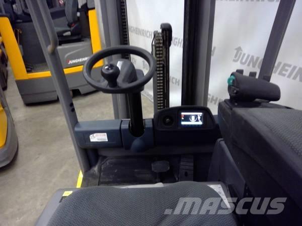 Jungheinrich EFG 112 Електрически вилични кари-повдигачи