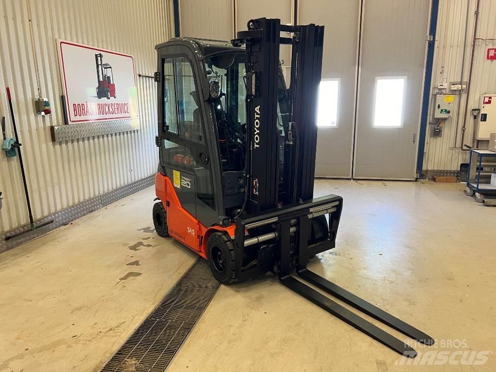 Toyota 8 FBMK 20 T Електрически вилични кари-повдигачи