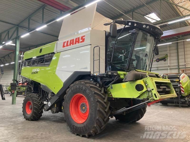 CLAAS LEXION 6800 Комбайни
