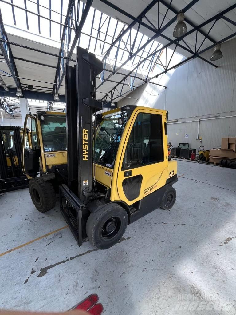 Hyster H3.0FT Камиони с АГУ