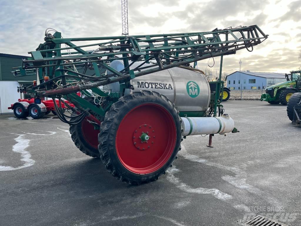 Moteska 3500 Прикачни пръскачки
