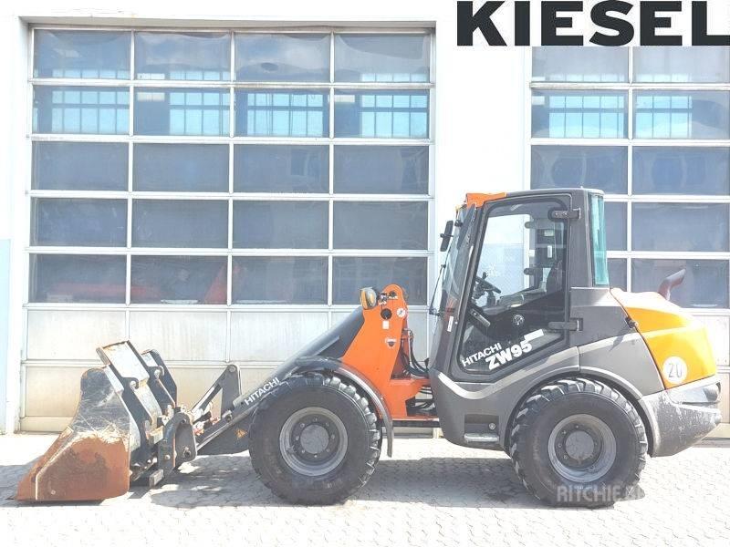 Hitachi ZW 95-6 Мини товарачи
