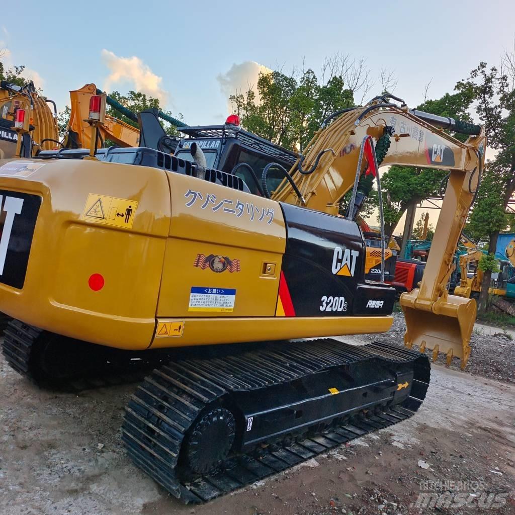 CAT 320 D Верижен екскаватор
