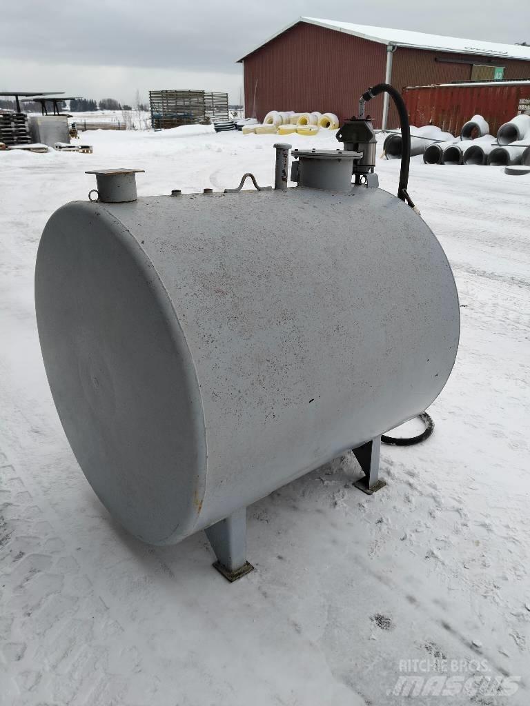  Farmarisäiliö 1300 L Селскостопанство - Други