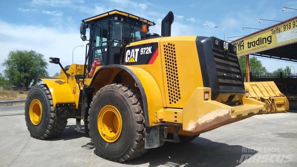 CAT 972 K Колесни товарачи