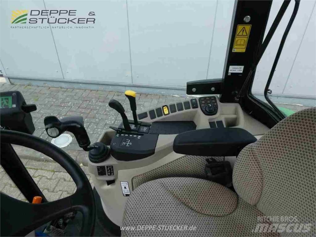 John Deere 3046R Компактни трактори