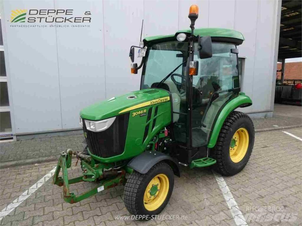 John Deere 3046R Компактни трактори