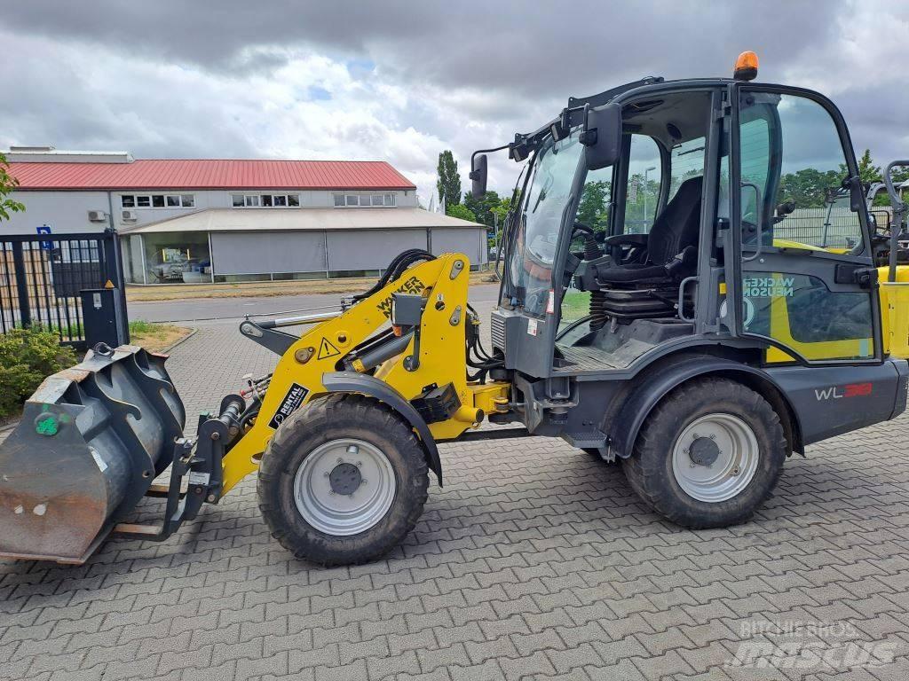 Wacker Neuson WL38 Колесни товарачи