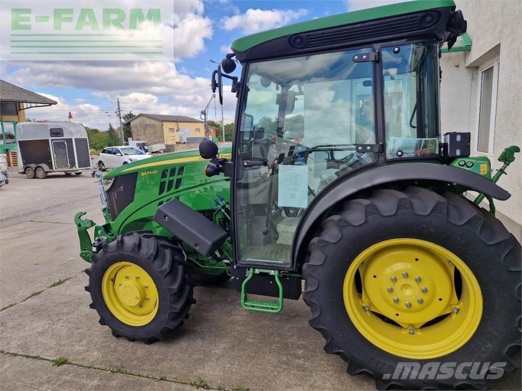 John Deere 5075 GF Трактори