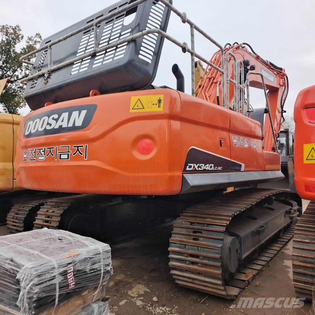 Doosan DX 300 LC Верижен екскаватор