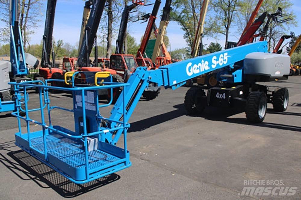 Genie S 65 Телескопични повдигачи
