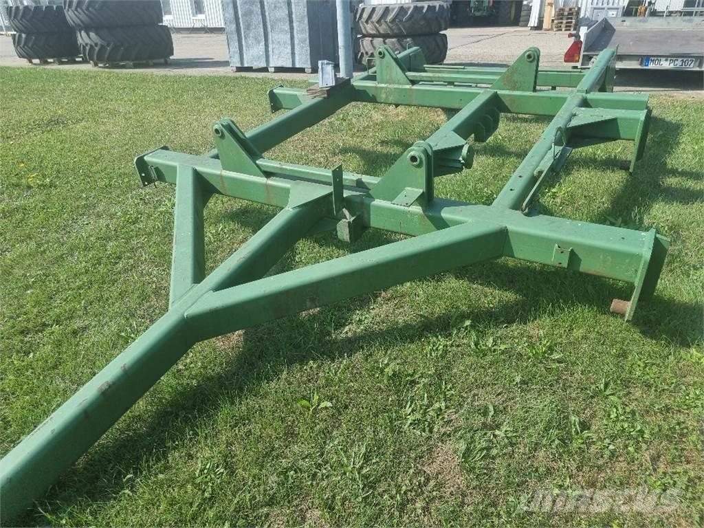 John Deere 750 A Редосеялки