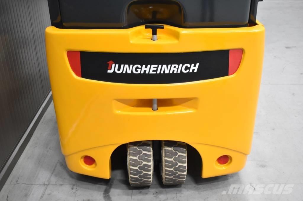 Jungheinrich EFG 215 Електрически вилични кари-повдигачи
