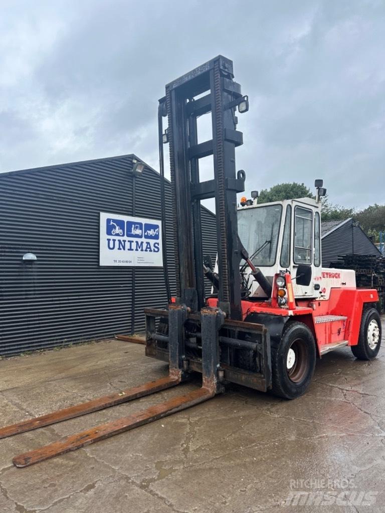 Svetruck 1260-30 Дизелови камиони