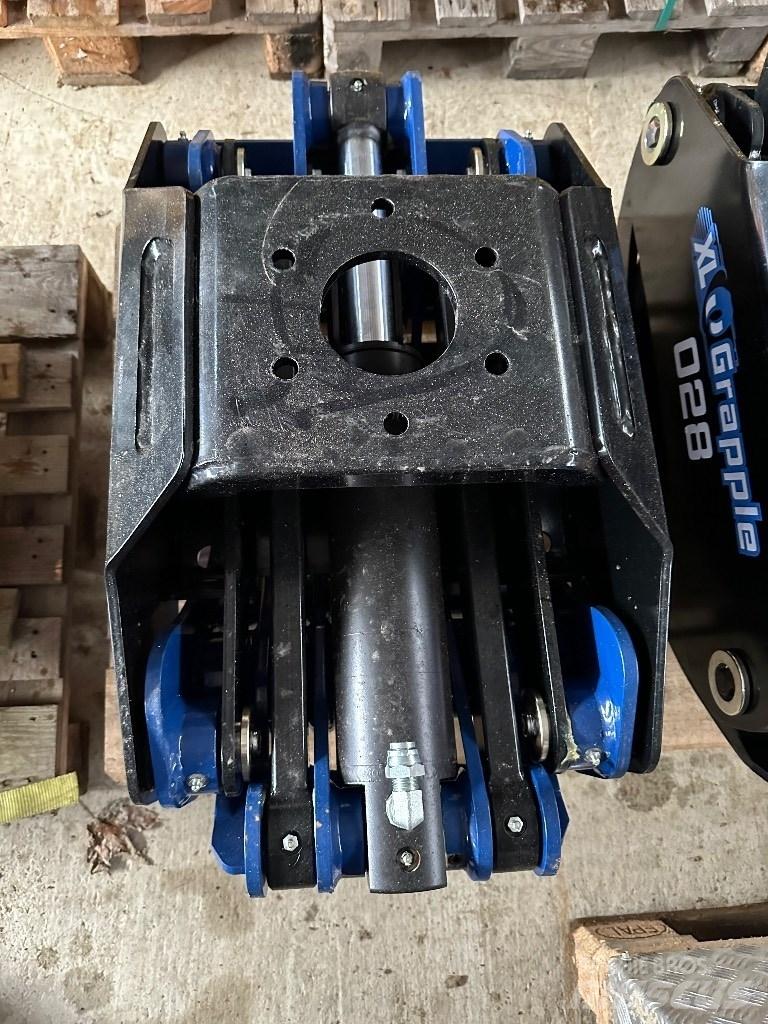  XL Grapple 028 Приспособления за захващане