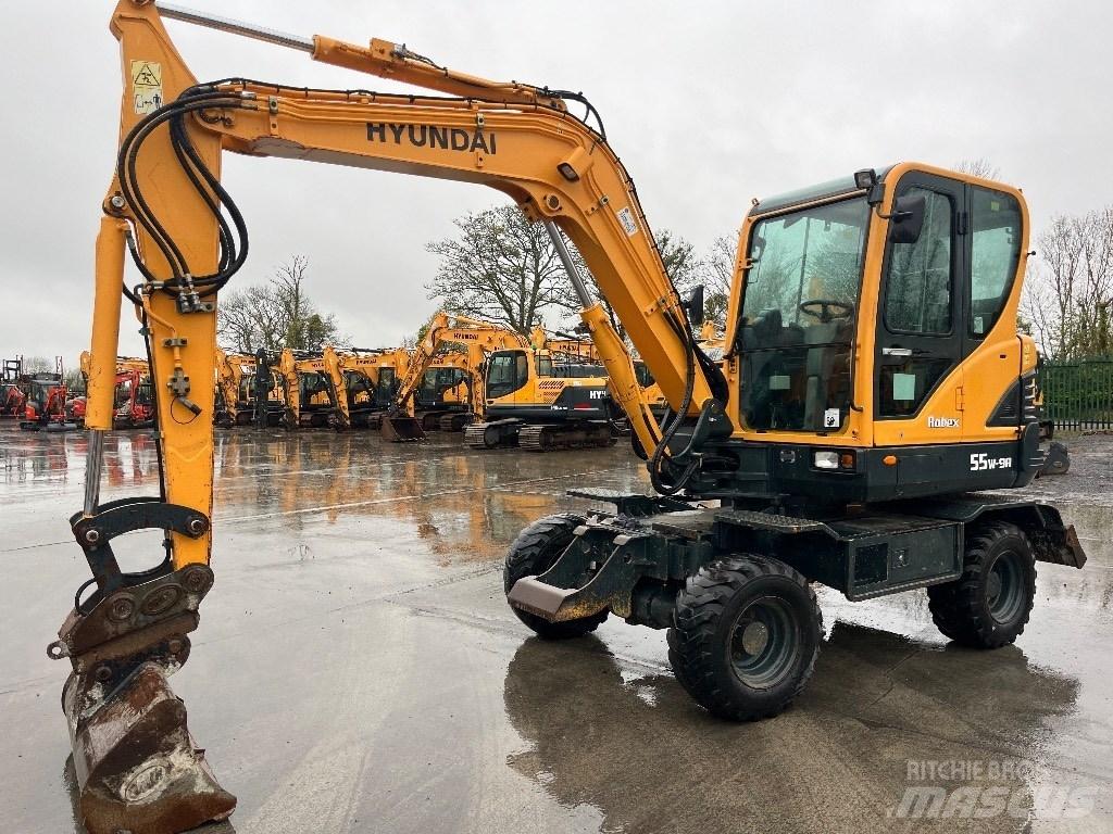 Hyundai R55W-9A Колесни екскаватори
