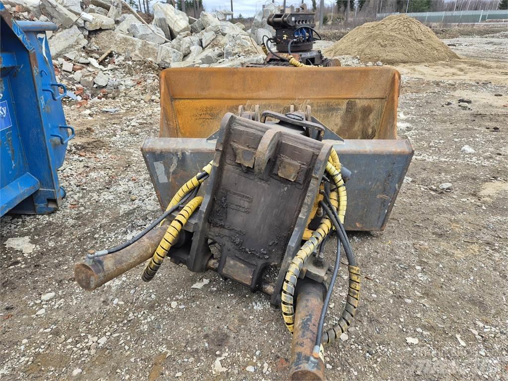 CAT 320D LRR Верижен екскаватор