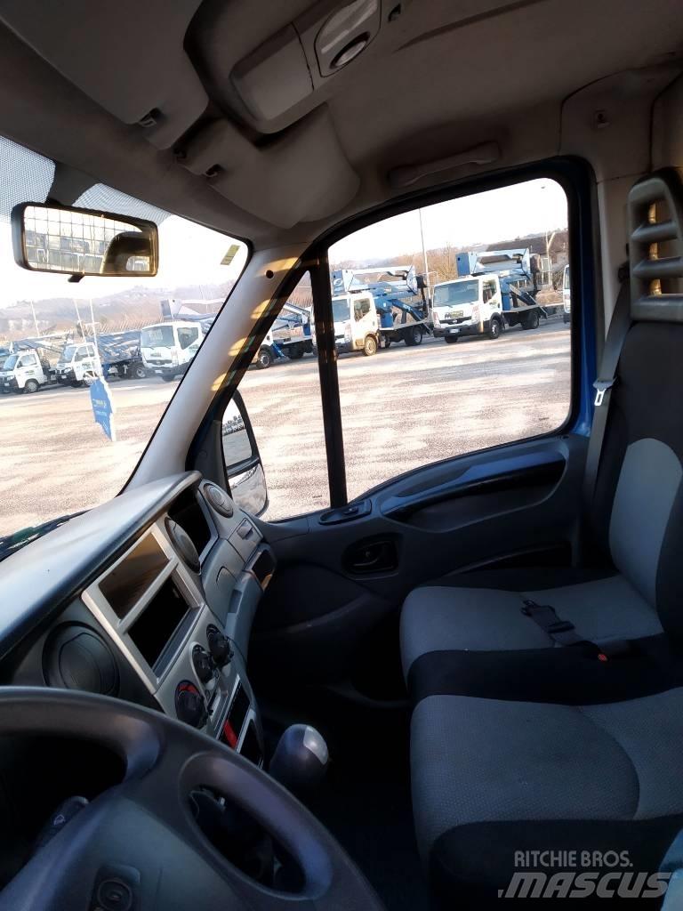 Iveco Daily 35 C 11 Фургони
