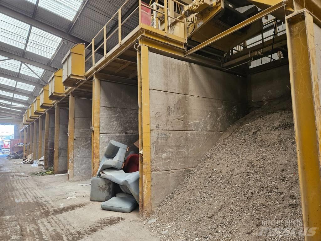 Kiverco Picking Line Сортировъчно оборудване -> Оборудване за сортиране на отпадъци