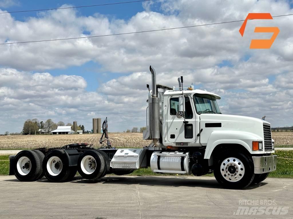 Mack CH 613 Влекачи