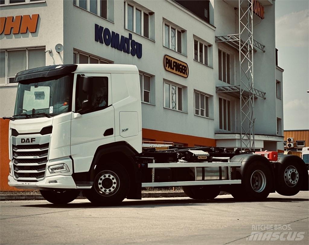 DAF XF 450 Аксесоари за обработка на товари