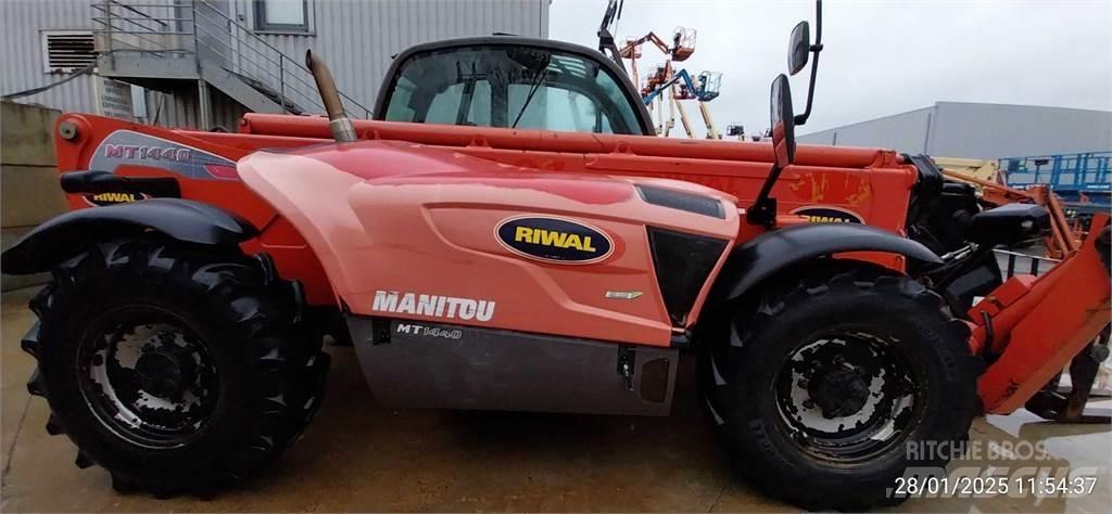 Manitou MT1440 Телескопични товарачи