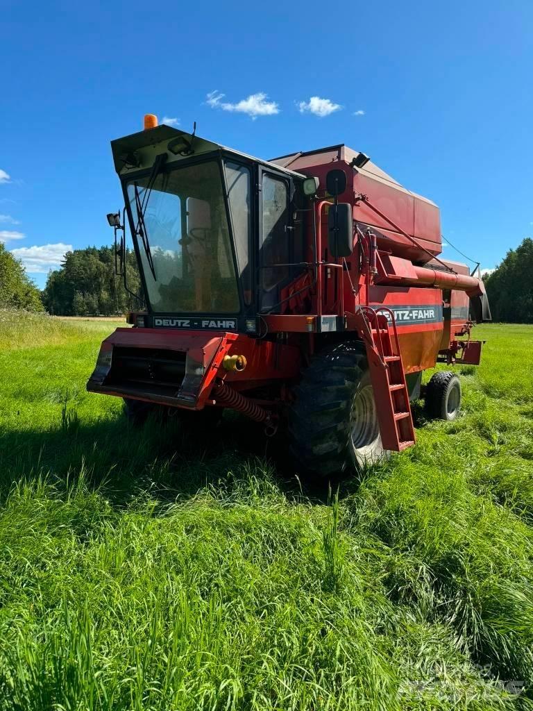 Deutz-Fahr M 2780 Комбайни