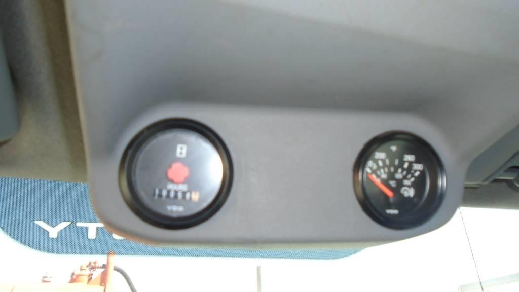 Ford F 750 XL SD Цистерни за вода

