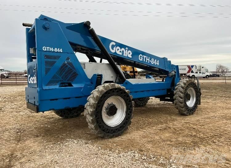 Genie GTH844 Телескопични товарачи