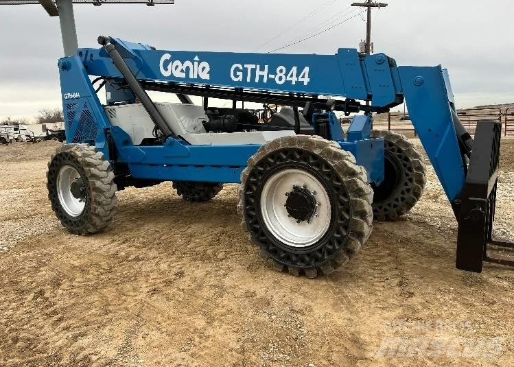 Genie GTH844 Телескопични товарачи