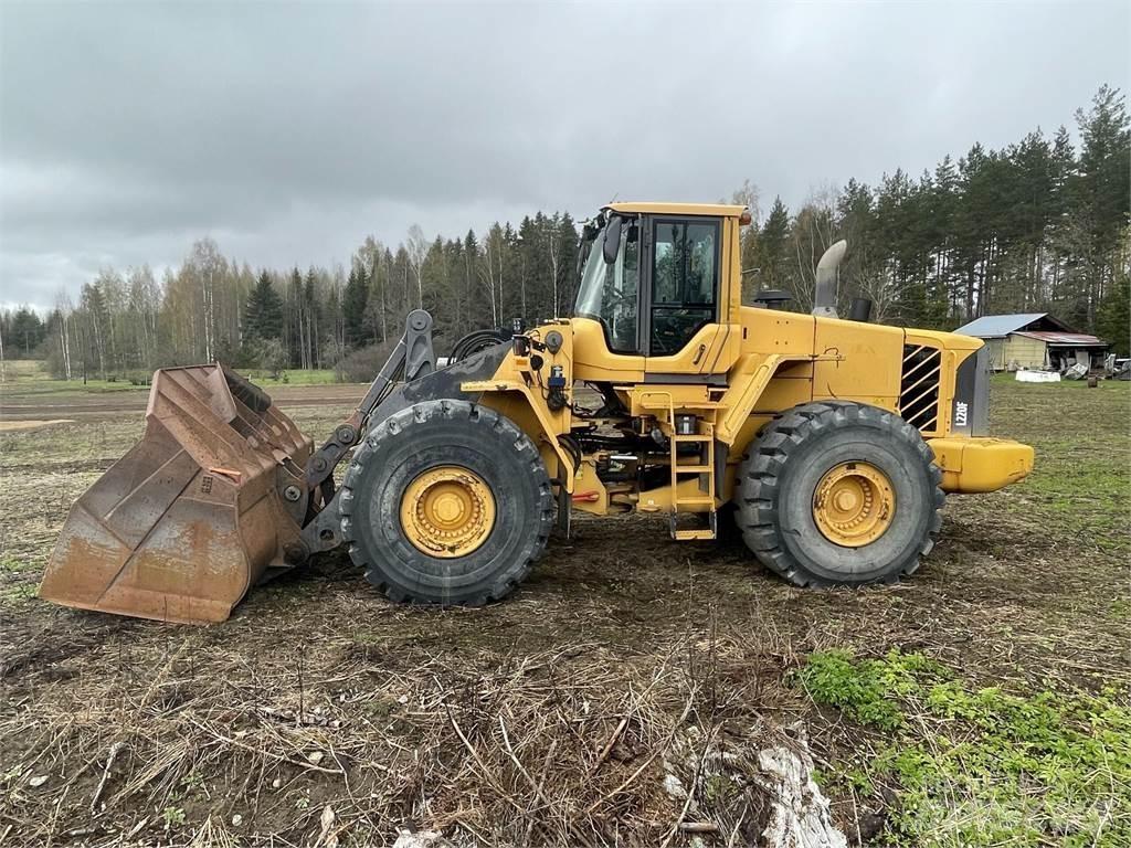 Volvo L220F Колесни товарачи