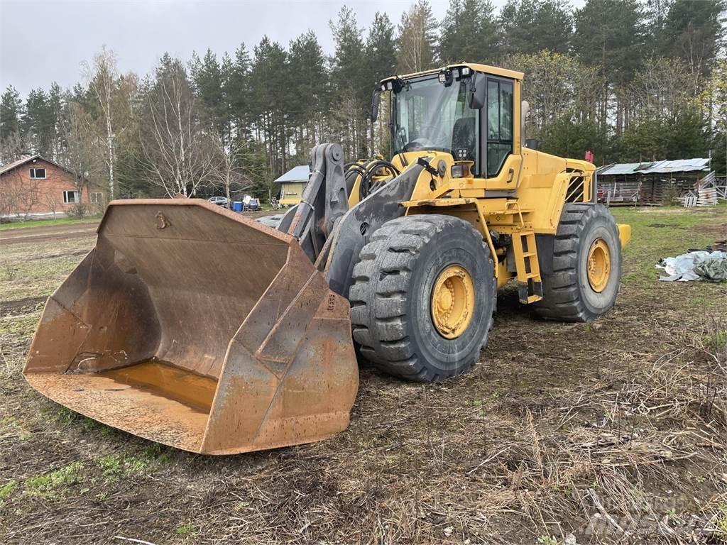 Volvo L220F Колесни товарачи