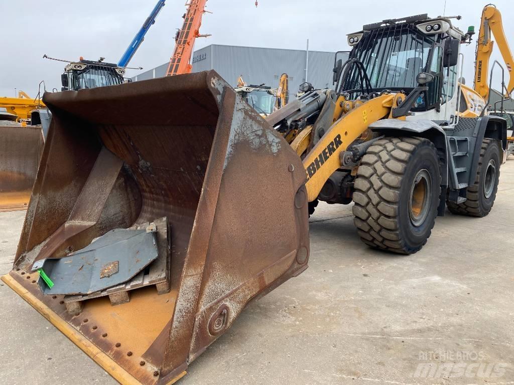 Liebherr L 556 Колесни товарачи