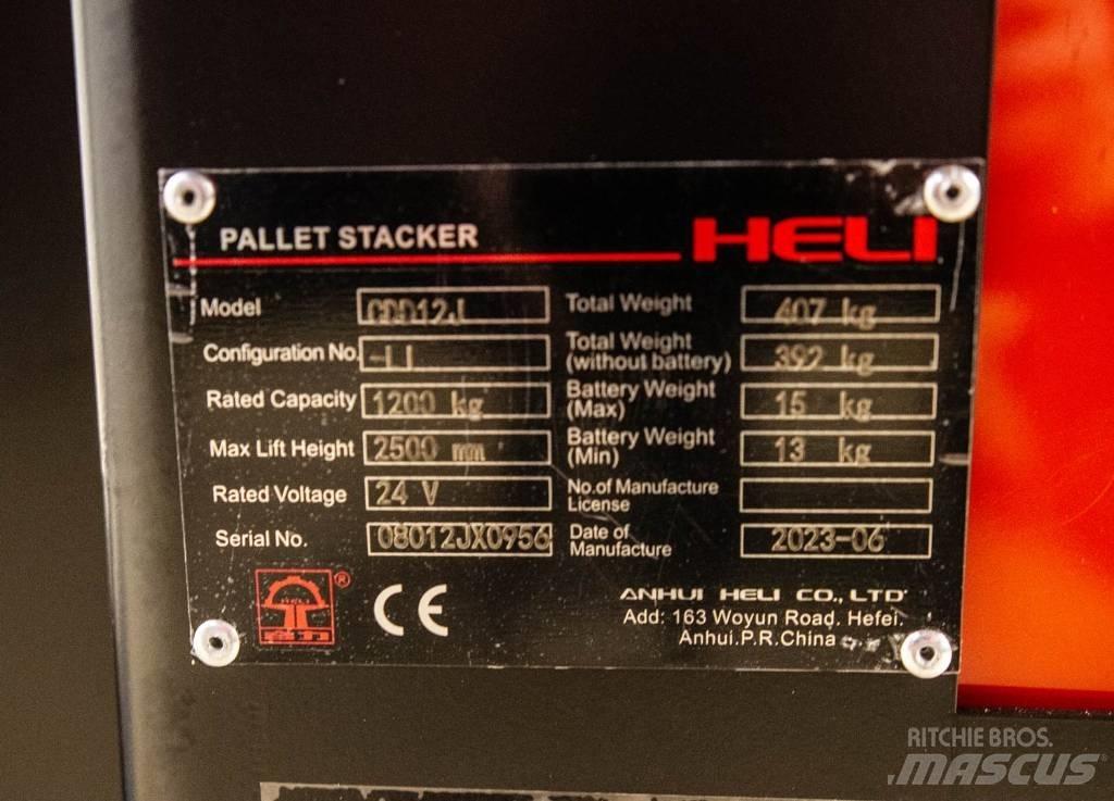Heli CDD 12 Колички високоповдигачи с теглич
