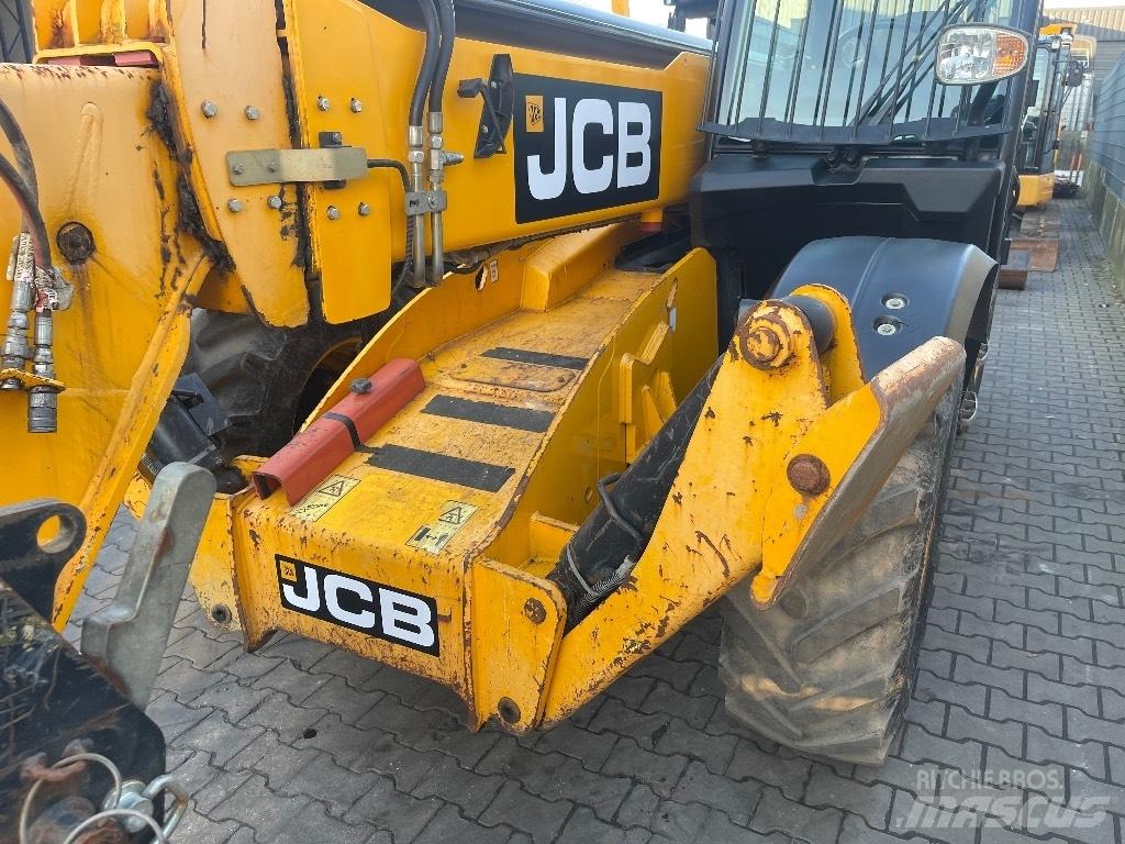 JCB 535-140 Hiviz Телескопични товарачи