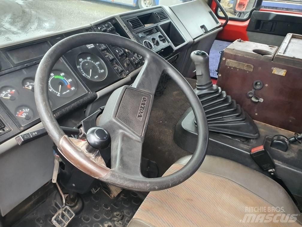 Volvo FL614 Автомобили за пътна помощ