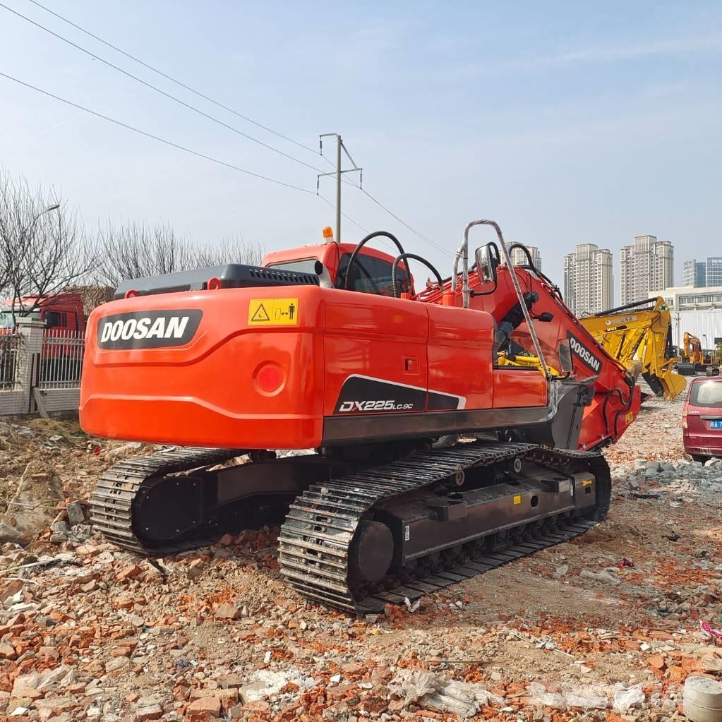 Doosan DX225LC-9C Верижен екскаватор