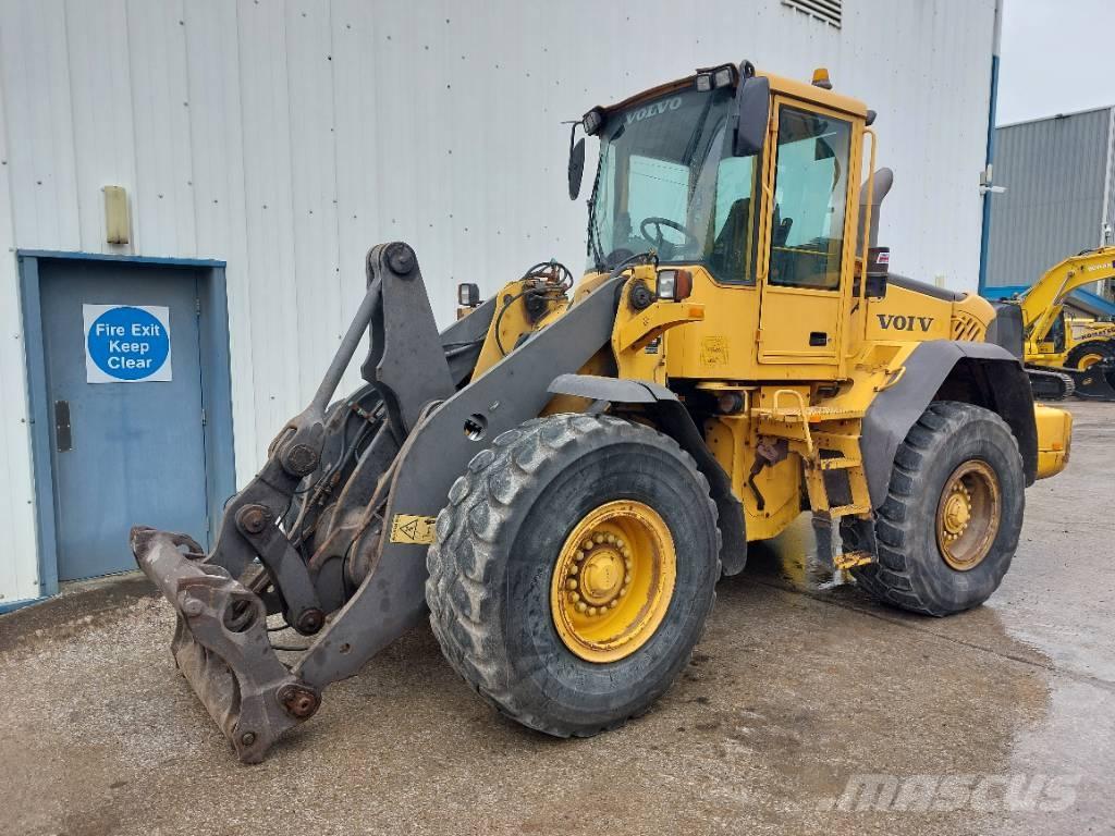 Volvo L90E Колесни товарачи