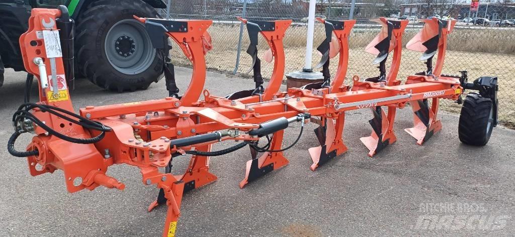 Kubota RM 2005 Реверсивни плугове
