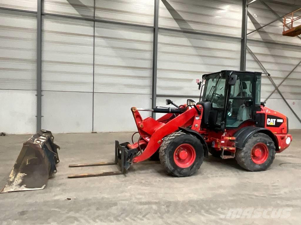 CAT 908 M Колесни товарачи