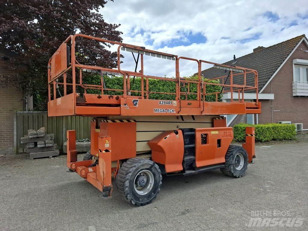 JLG 4394RT Ножични работни платформи
