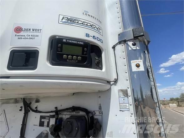 Hyundai REEFER Температурно-контролирани полуремаркета
