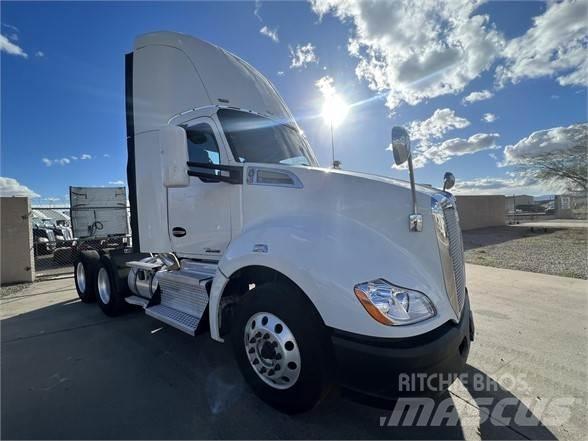 Kenworth T680 Влекачи