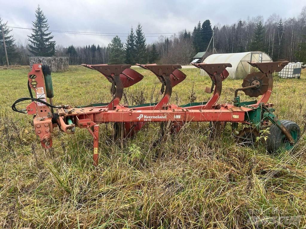 Kverneland EM 85 Плуг