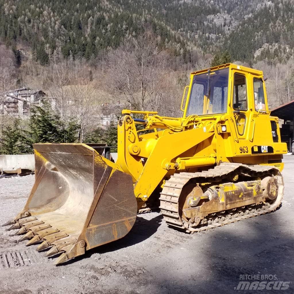CAT 963 Верижен товарач