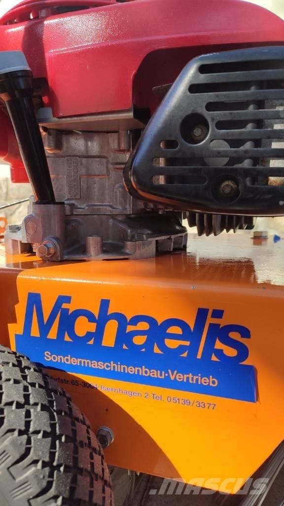 Michaelis KM 12 SV Автоматични метачки с четки