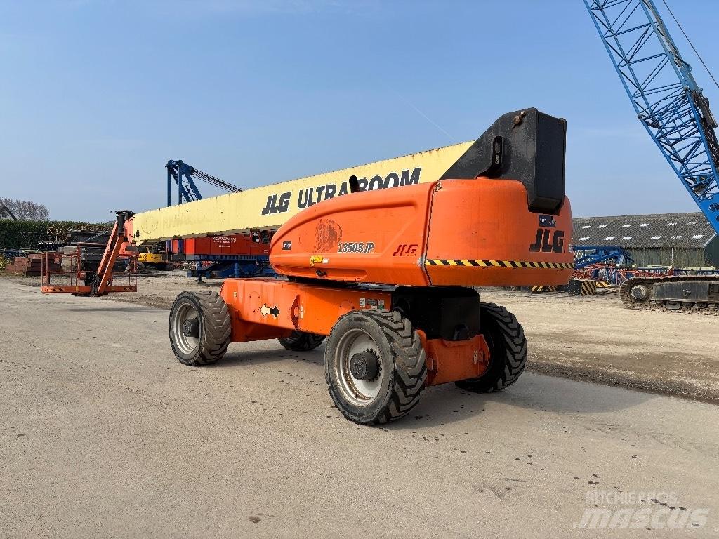 JLG 1350 SJP Телескопични повдигачи
