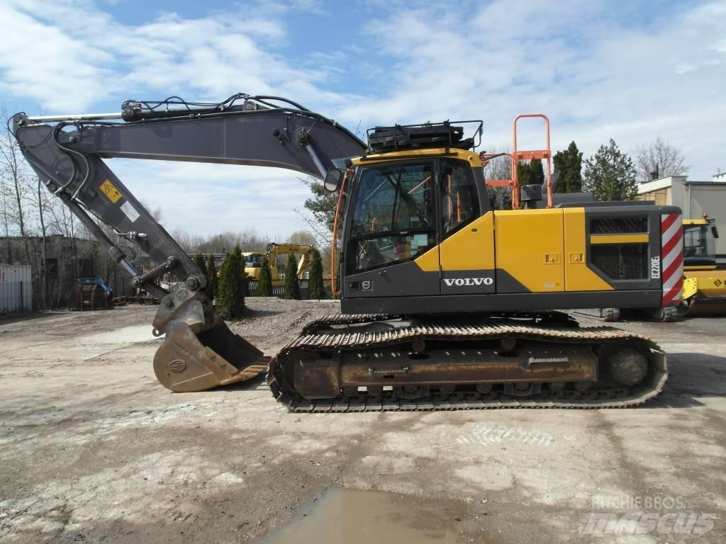 Volvo EC 220 EL Верижен екскаватор